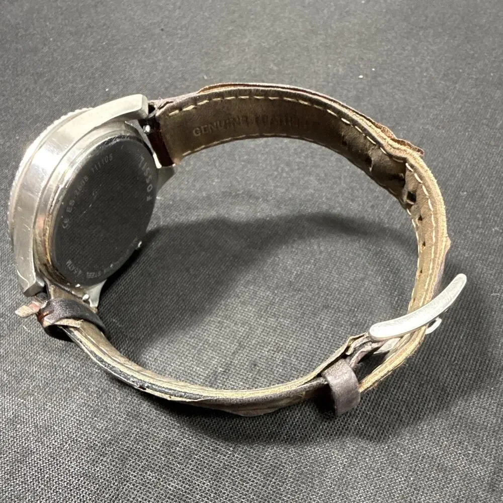 Fossil up auction